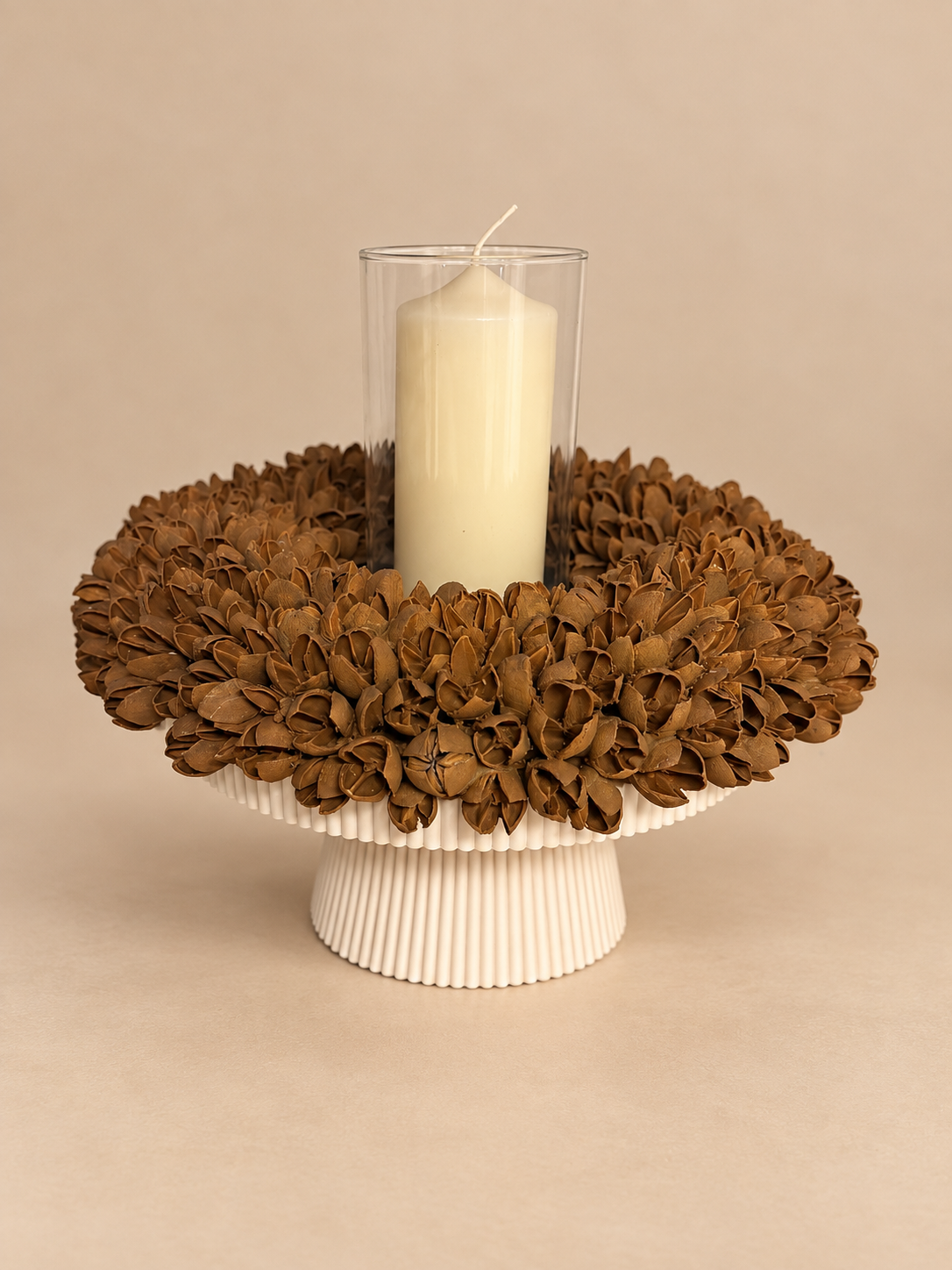 Kranz aus getrockneten Bakuli-Früchten mit Tablett, Glas & Kerze | 3D Druck