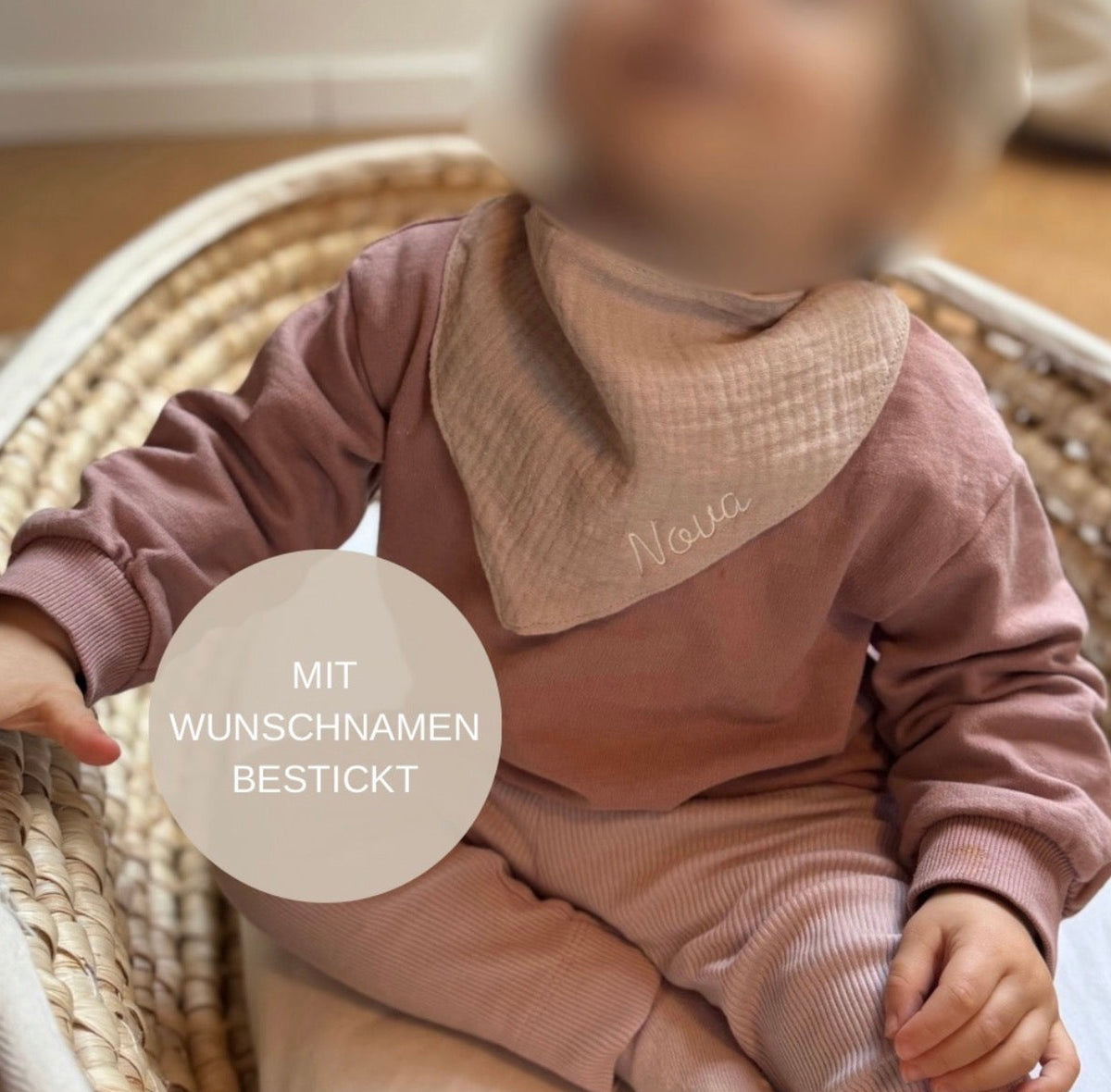 PERSONALISIERTES HALSTUCH